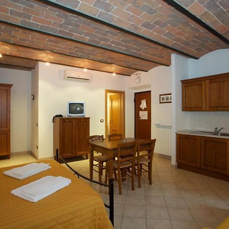 Aparthotel Oasi Del Grillo Castelnuovo Berardenga Pokoj fotografie