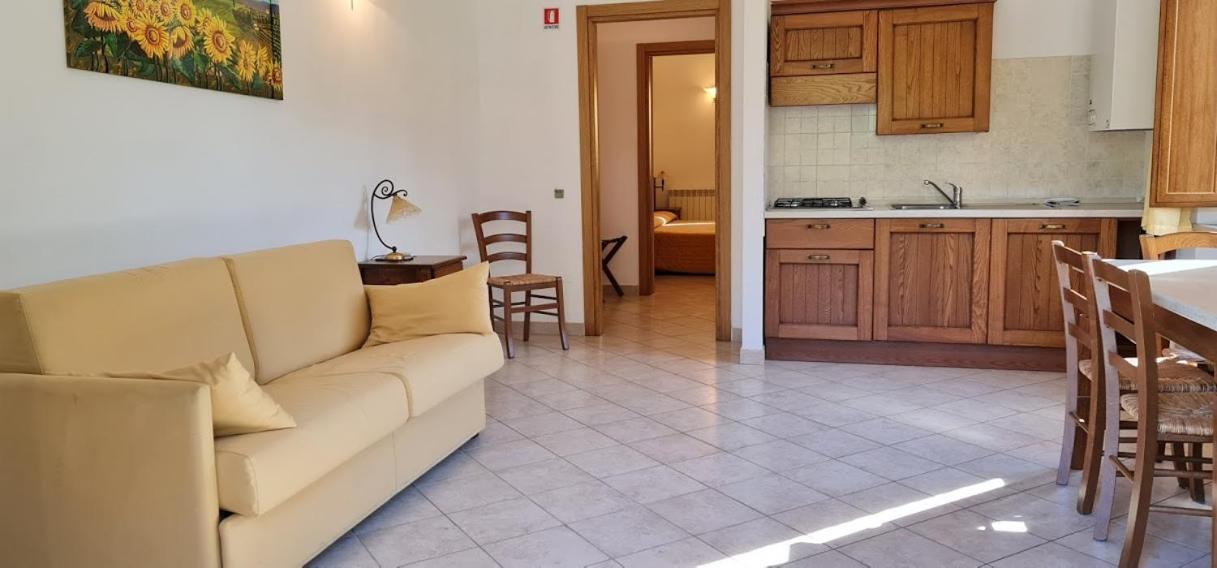Aparthotel Oasi Del Grillo Castelnuovo Berardenga Exteriér fotografie