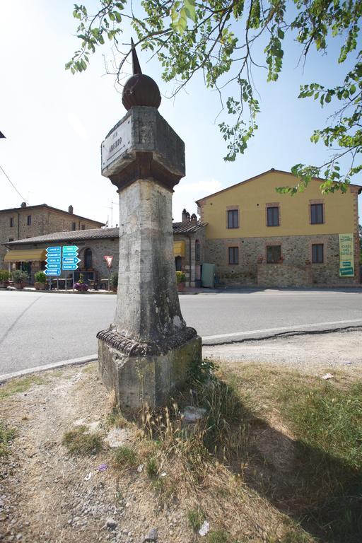 Aparthotel Oasi Del Grillo Castelnuovo Berardenga Exteriér fotografie