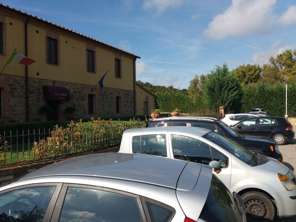 Aparthotel Oasi Del Grillo Castelnuovo Berardenga Exteriér fotografie