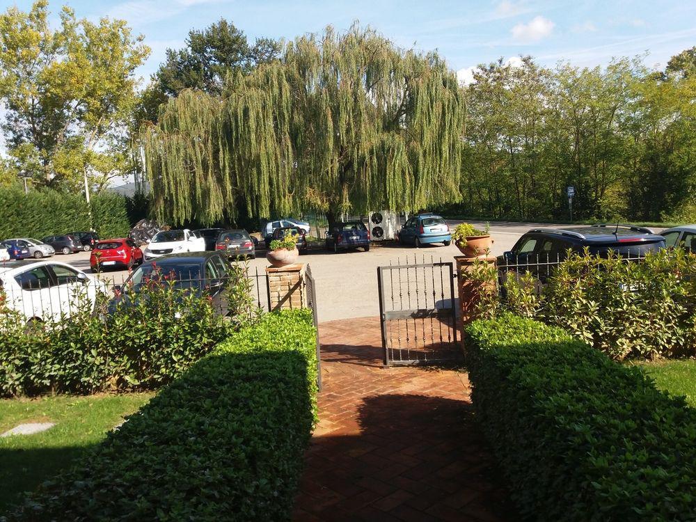 Aparthotel Oasi Del Grillo Castelnuovo Berardenga Exteriér fotografie