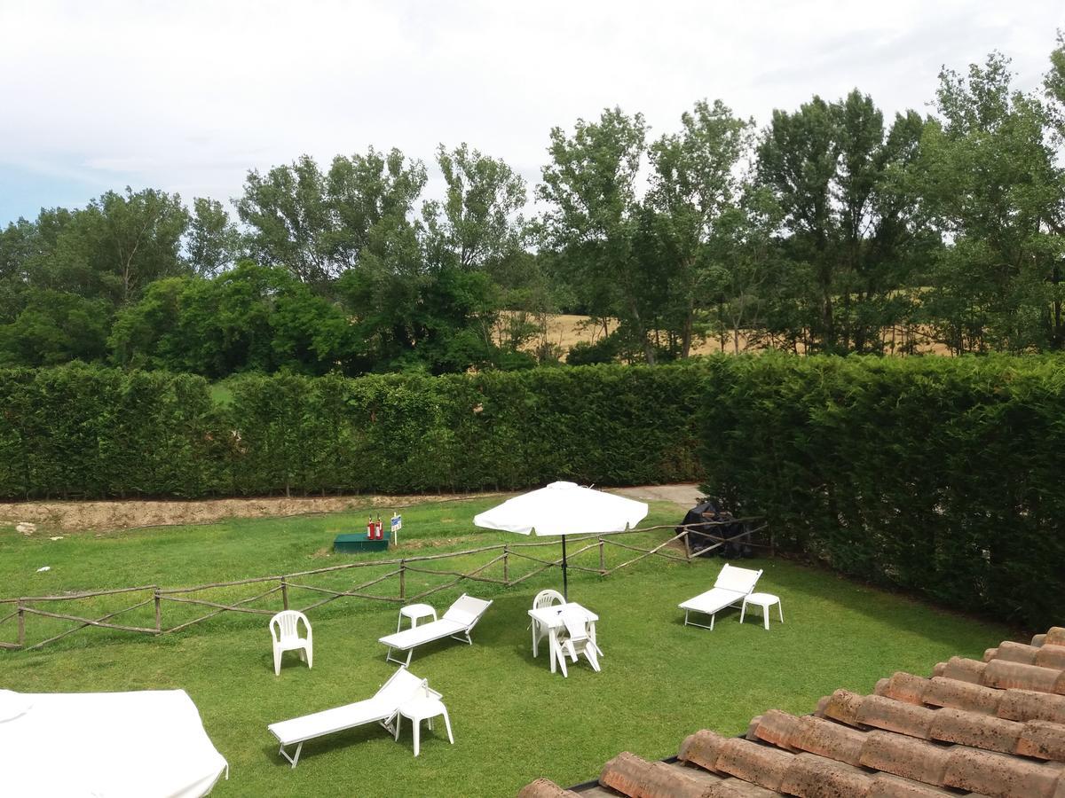 Aparthotel Oasi Del Grillo Castelnuovo Berardenga Exteriér fotografie