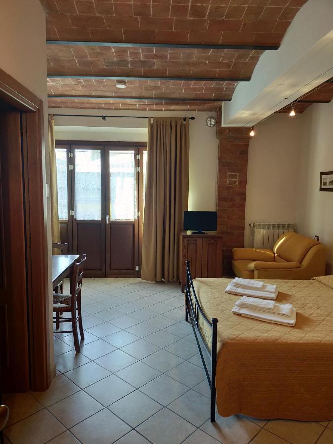 Aparthotel Oasi Del Grillo Castelnuovo Berardenga Exteriér fotografie